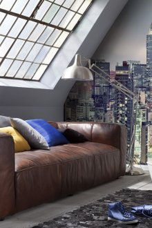 Стенопис с изображението на града в стаята за тийнейджър