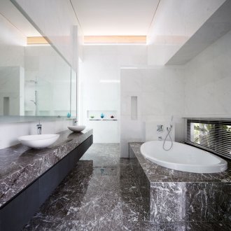 Susun atur jubin porcelain