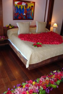 Романтичен декор с цветя