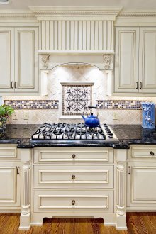 Прованс на синя мозайка