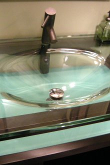 Стъклена кръгла мивка