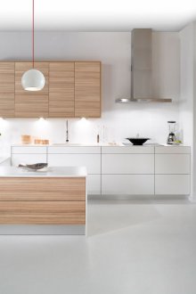 Кухненски комплект в ярки цветове