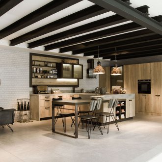 Таванско метално покритие