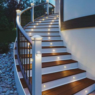 Осветление на стълбището със слънчеви светлини