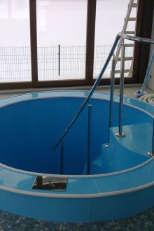 Монтаж на шрифт за баня