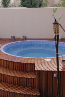 Мозаечен шрифт за баня