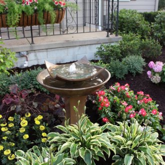 Озеленяване с фонтан