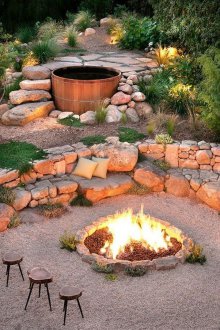 Озеленяване на каменна площадка