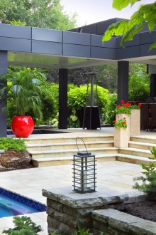 Озеленителна градина с веранда