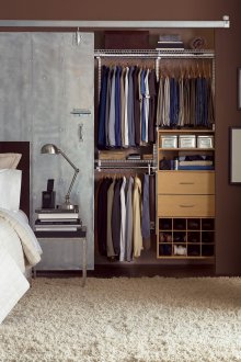 Вграден тавански шкаф