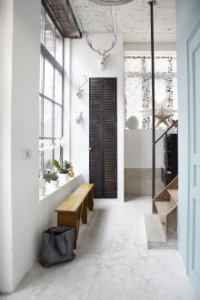 Таванско помещение с гардероб