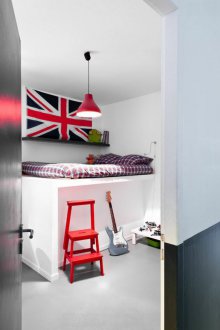 Ярки акценти в детската стая в стил лофт