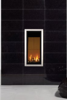 Гланцова плочка за камина