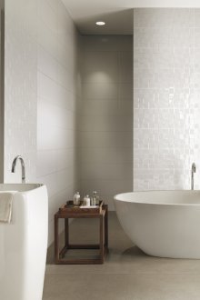 Бели стенни плочки