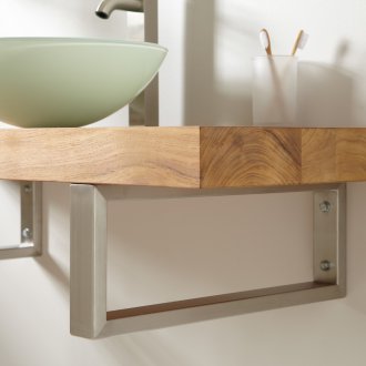 Gantung sink dengan meja depan