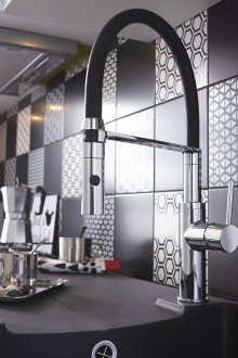 Разтегателен хромиран смесител