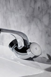 Малък кран за баня