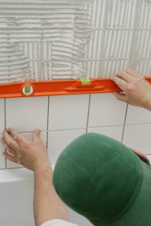 Penghabluran batu di dinding