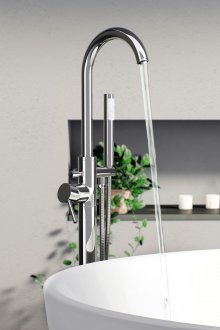 Pengadun lantai dengan muncung panjang