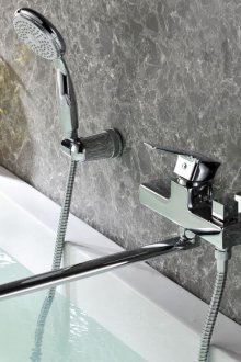 Pengadun bola lengan panjang