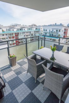 Гумена плочка на балкона