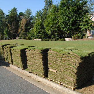 Устройство за навиване на тревата