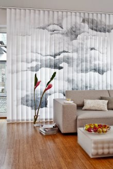 Платове с вертикални щори с модел