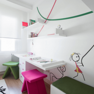 Ярки мебели за детски училищен кът