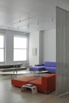 Skrin dalam zon ruang tamu dan dapur