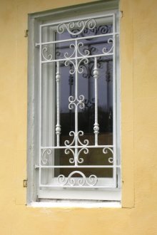 Прозоречна решетка