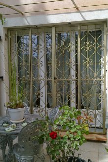 Прозоречна решетка