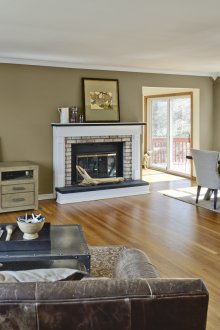 Тъмно бежова цветова схема в интериора