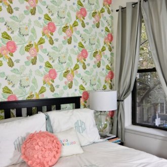 Розов флорален тапет