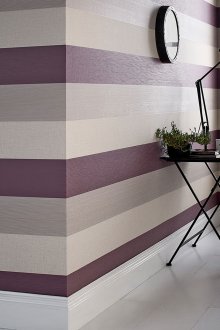 Раиран нетъкан тапет