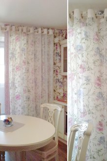 Flower curtains and tulle in the dining room