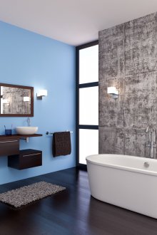 Die Wände im Badezimmer in blau streichen