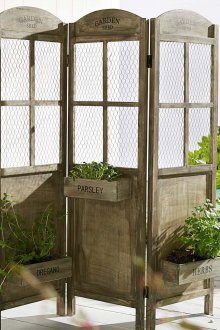 Градински екран