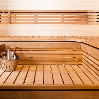 Интериор на баня от дърво