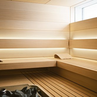 Подсветка във ваната