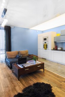 Малък полилей за опънат таван