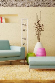 Елегантна бяла ваза