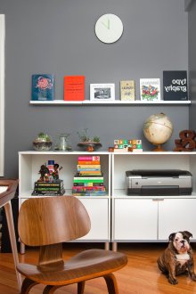 Perabot di bilik tidur dengan kajian