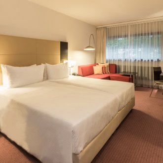 Bilik tidur dengan kajian Art Nouveau