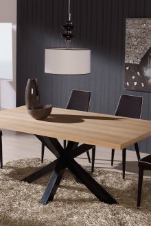 Ламинирана трапезна маса