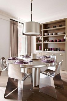 Метална маса за хранене