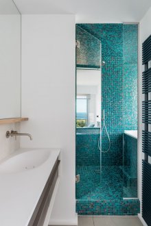 Тюркоазена мозайка в интериора