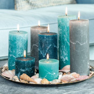 Тюркоазени свещи в интериора