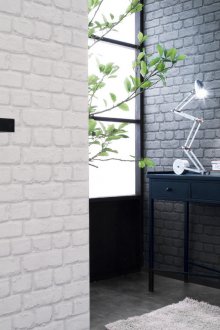 Суров тухлен тапет