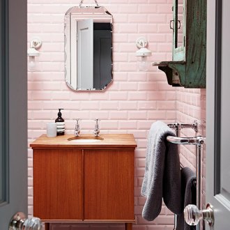 Баня 9 кв. м розово