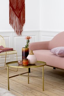 Розови мебели в интериора